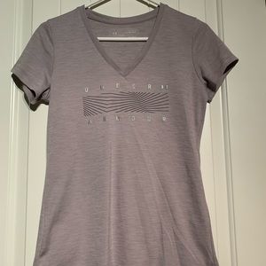 Under Armour XS womens tee